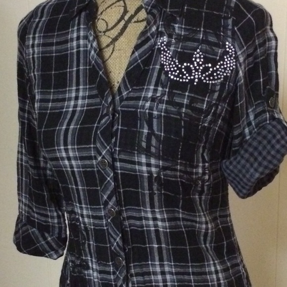 Cute shirt - Picture 3 of 4