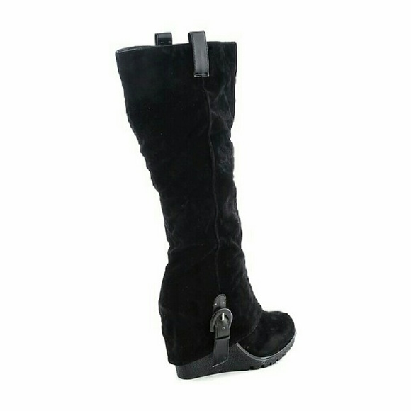 Black knee high boots - Picture 2 of 3