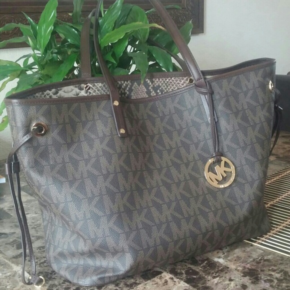 **SOLD!!!** Michael Kors