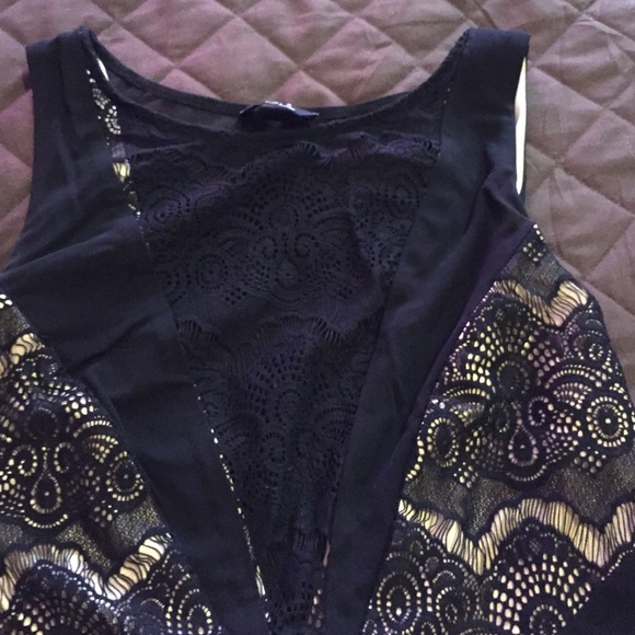 Bebe Lace Dress - Picture 2 of 3