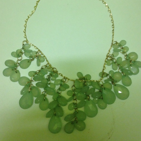 bib necklace