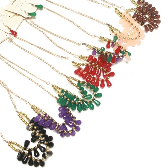 ❤️ necklace & earring set ❤️ - Picture 1 of 3