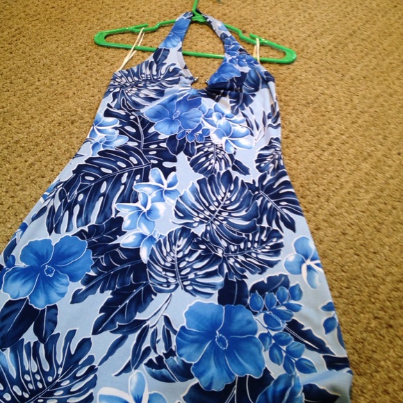 Floral blue fitted dress