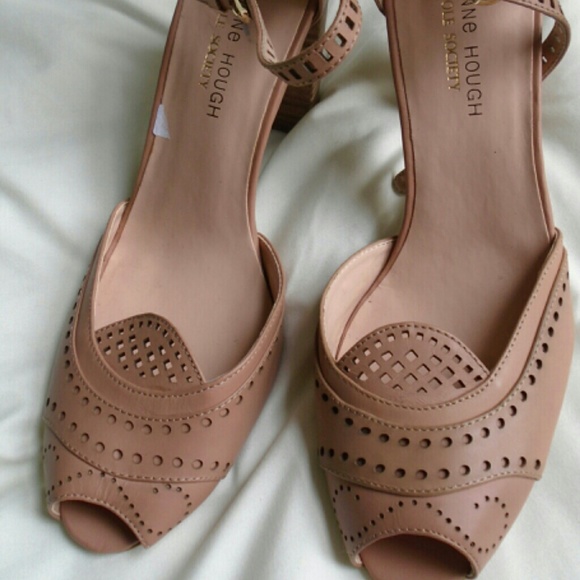 Jullian Hough Leather Brown Heels - Picture 4 of 4