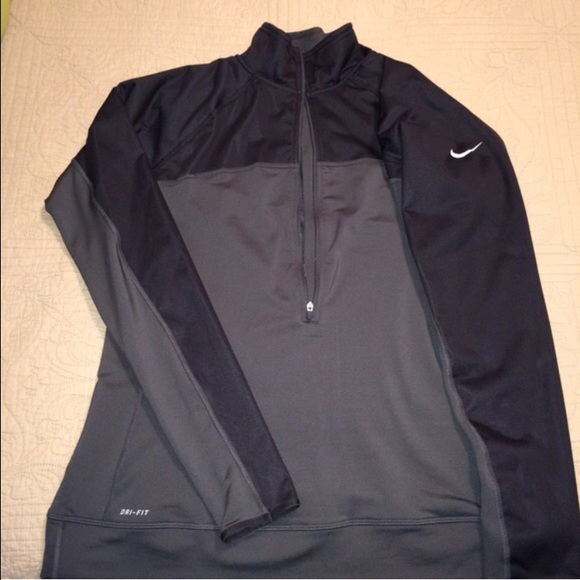 Nike pro pull over