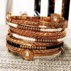 Boho bangle set.