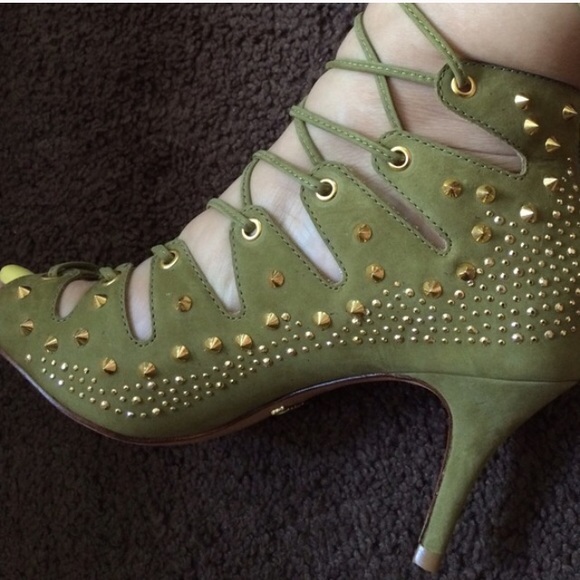 Schutz Lace up Sandals  BNIB