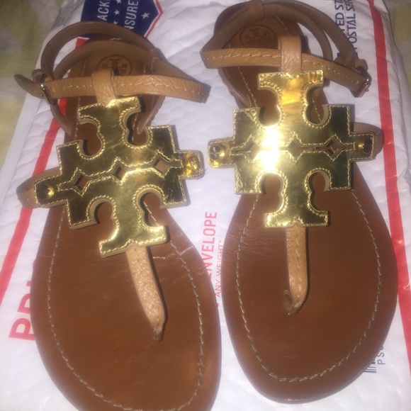 Auth tory burch