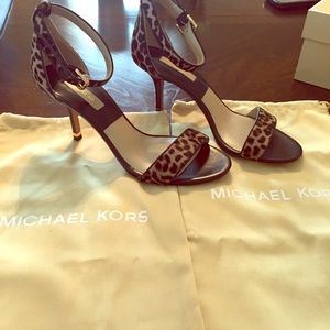 MK heels