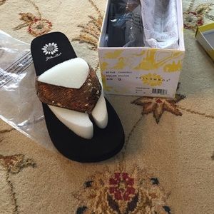 YellowBox Bronze & Black Flip Flops