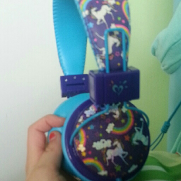 Headphones