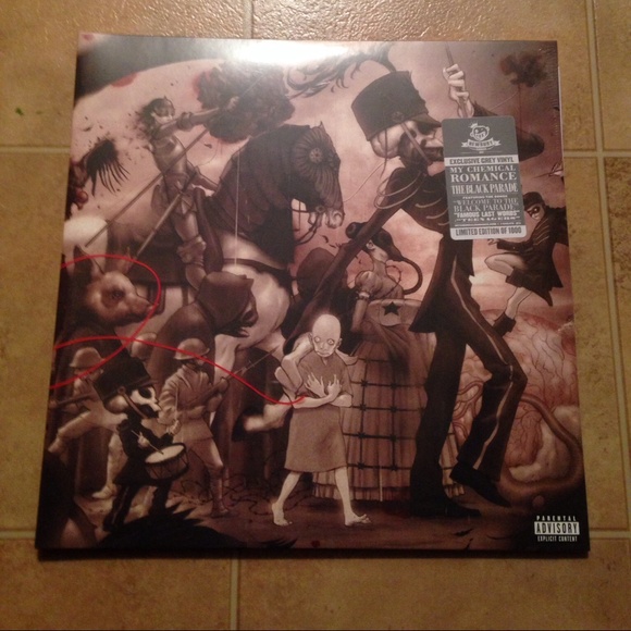 🚫SOLD🚫 MCR Vinyl Bundle 💗 - Picture 2 of 4