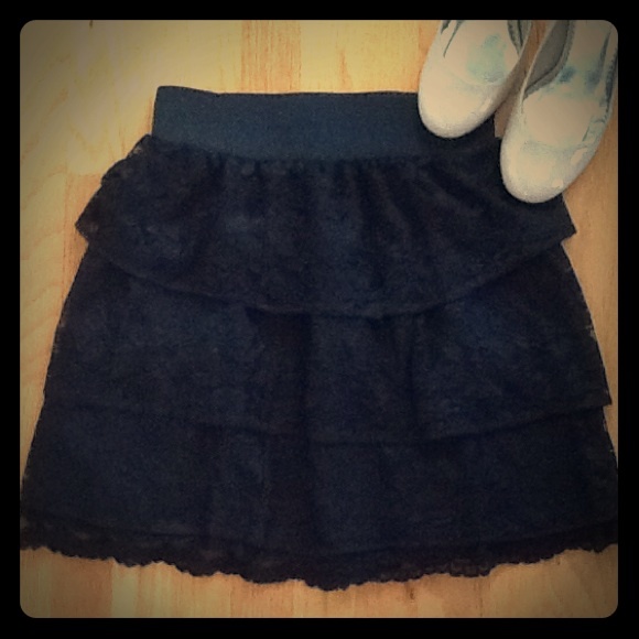 Black elegant lace skirt