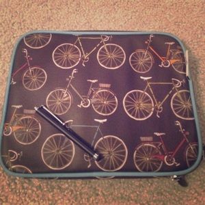 iPad case and Stylus