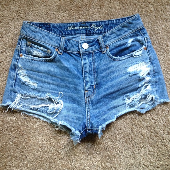Distressed high waisted Jean shorts.