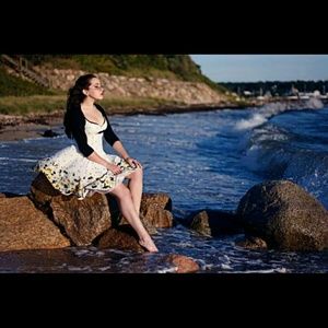 Sundress with daisies