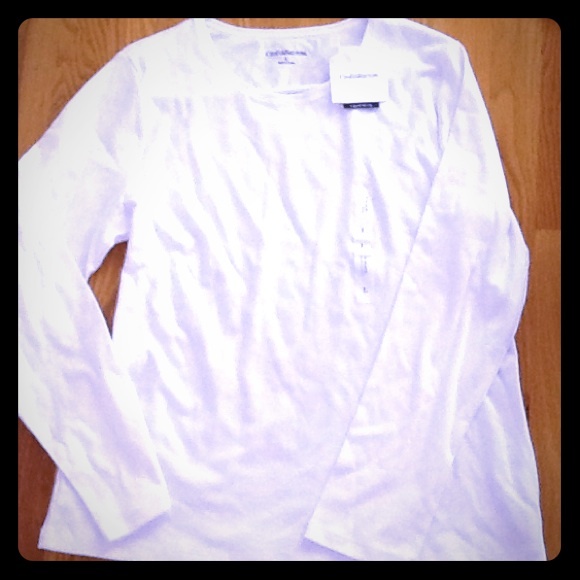 Plain white long sleeve shirt
