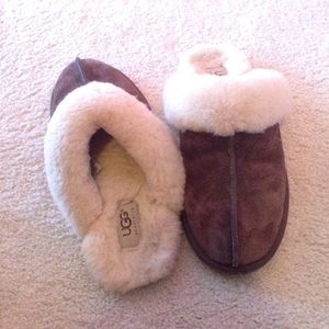UGG slipper shoes **SOLD**