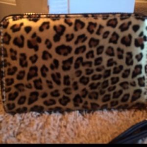 Deux lux Cell Phone / Wristlet