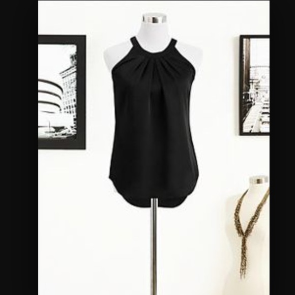 Eva Mendes Black halter blouse/pleated neck-line