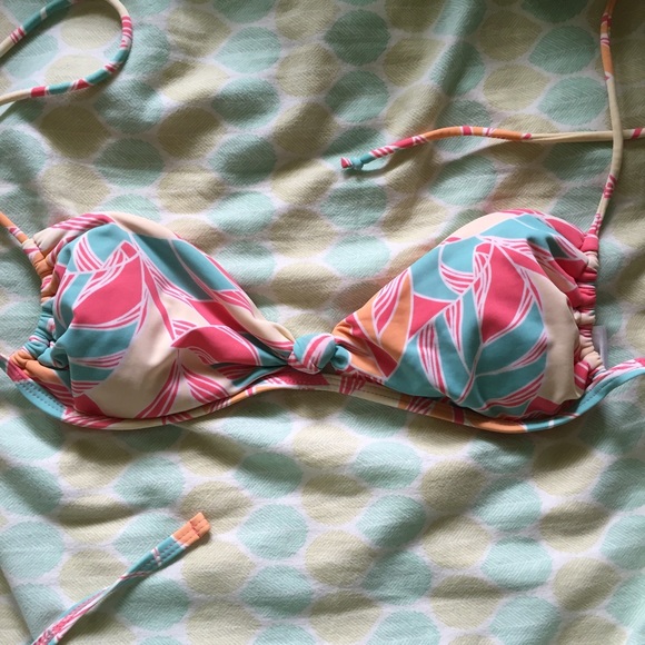 Roxy island leaves bandeau.
