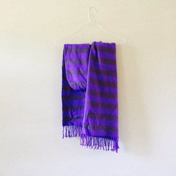 3 for 2!!!!Gap super soft blanket scarf