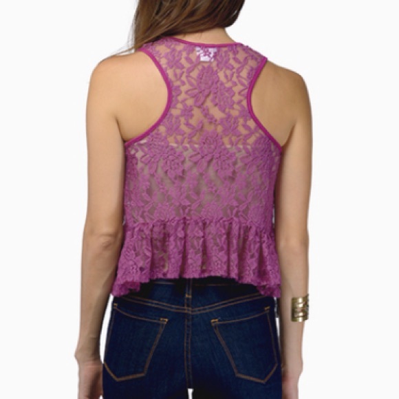 Tobi crop top NWOT - Picture 2 of 3