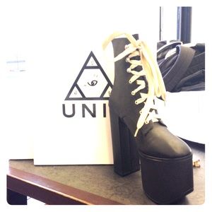 Unif Salem Boots. Size US 7.