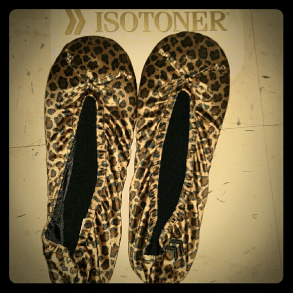 Isotoner Shoes - Cozy Slippers