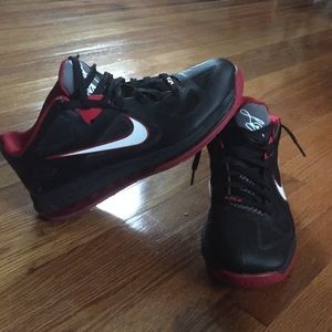 Men Nike Lebron 9 Low Black / Sport Red
