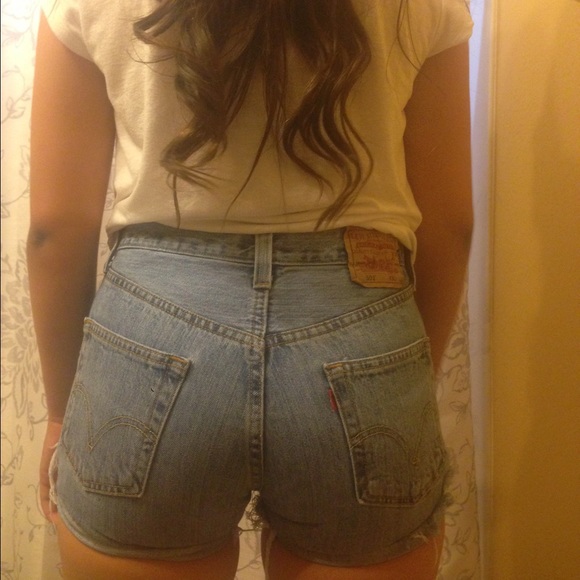 🚫SOLD🚫Denim Levi shorts