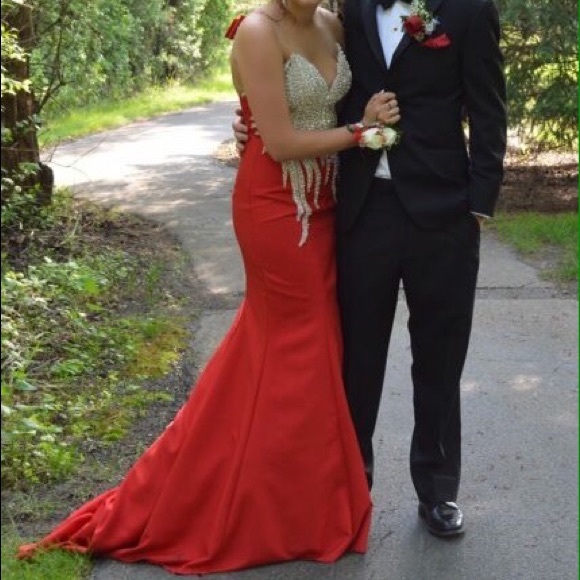 Prom dress - Picture 3 of 4