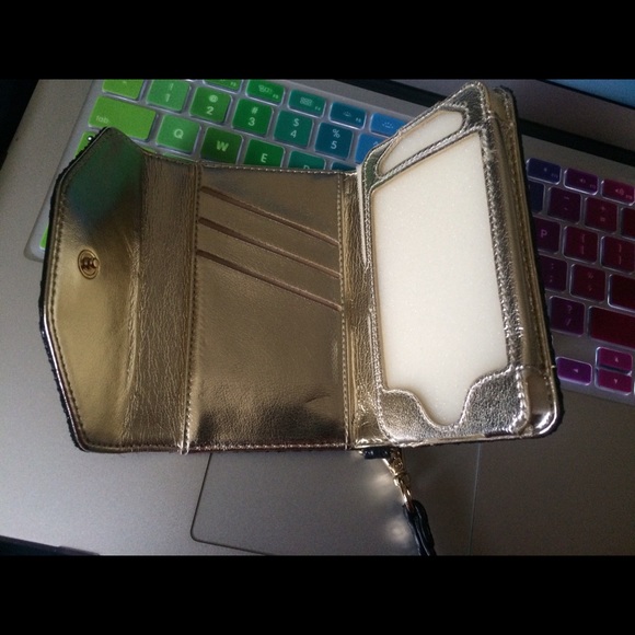 Apple iPhone Michael Kors python black clutch - Picture 4 of 4