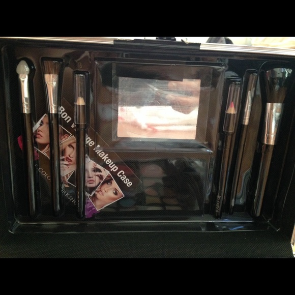 Makeup box 💋 - Picture 4 of 4