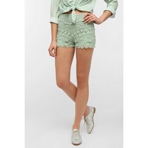 LIKE NEW Kimchi Blue Mint Lace shorts