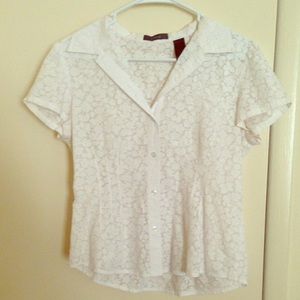 Liz Claiborne white short sleeved blouse
