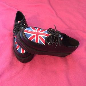 British flag creepers