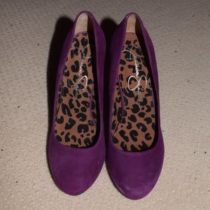 Magenta Jessica Simpson high heels