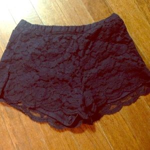 A&F lace shorts