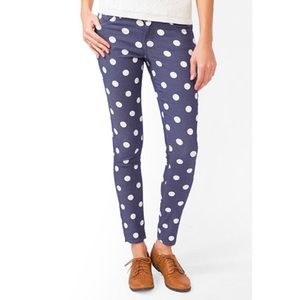 F21 classic polka dot skinny jeans