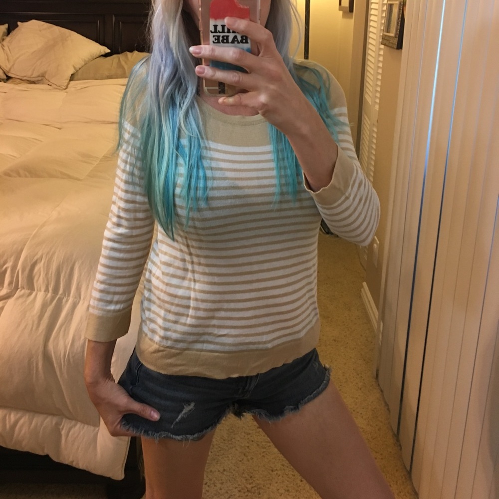 Like new sweater by Lucky Brand