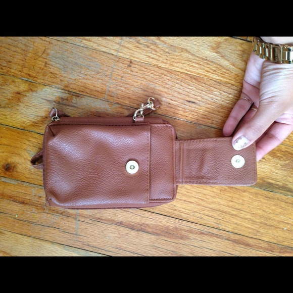 Wristlets 💛 - Picture 3 of 3