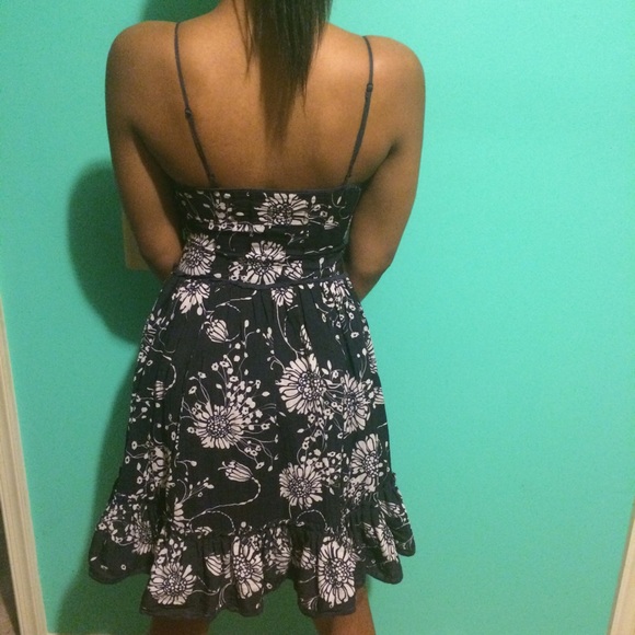 β¨β¨ππ HOST PICKED β¨β¨ππBlue & white floral dress - Picture 5 of 6