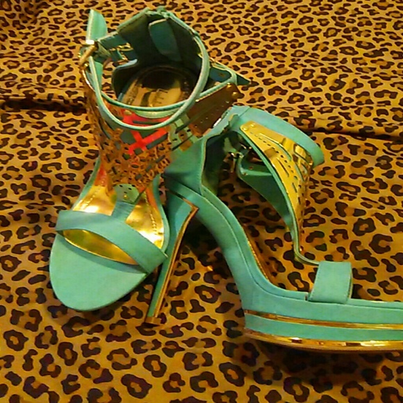 Lilliana Shelby Heel **JUST REDUCED** - Picture 1 of 4