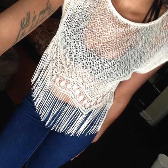 Really cute Bikini top cover up - Picture 2 of 2