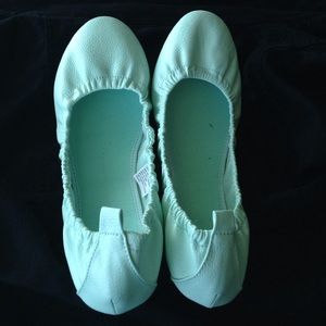 Cute scrunchy mint ballet flats