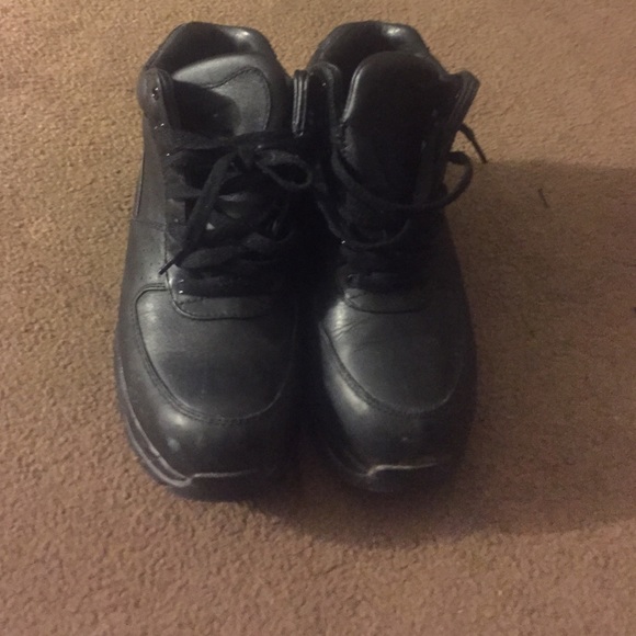 Black Nike Boots