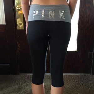 Vs pink cropped yoga leggings
