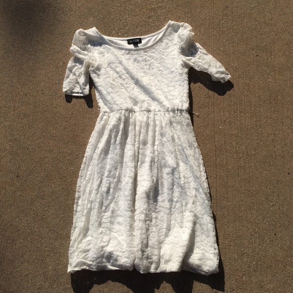 ☀ bundled‼️️Beautiful white summer dress