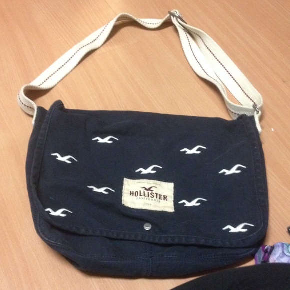 Hollister side bag